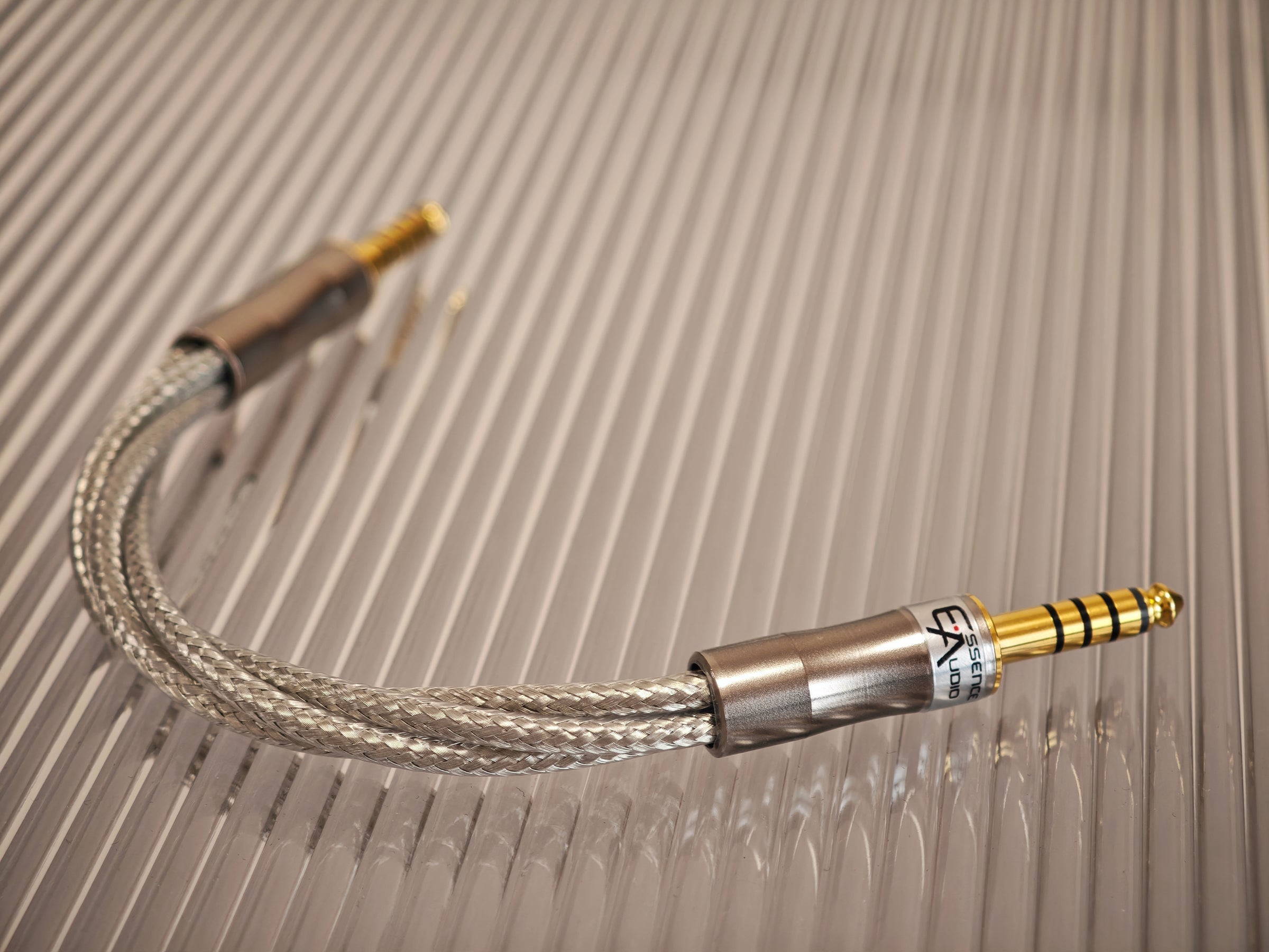 AIMS × ESSENCE AUDIO コラボ OG-01 4.4 2pin AIMS × ESSENCE AUDIO コラボ OG-01 4.4 2pin ESSENCE AUDIO